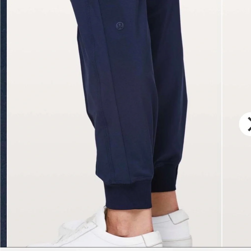 Lululemon Wanderer Jogger - Picture 4 of 8